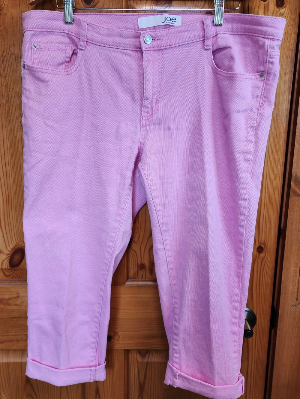 Joe Fresh Slim Pink Women’s Cropped Jeans, Size 16